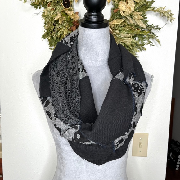 Upcycled Patchwork Infinity Scarf Black Skull Gray Fishnet Mens Goth Apocalypse - Picture 11 of 16